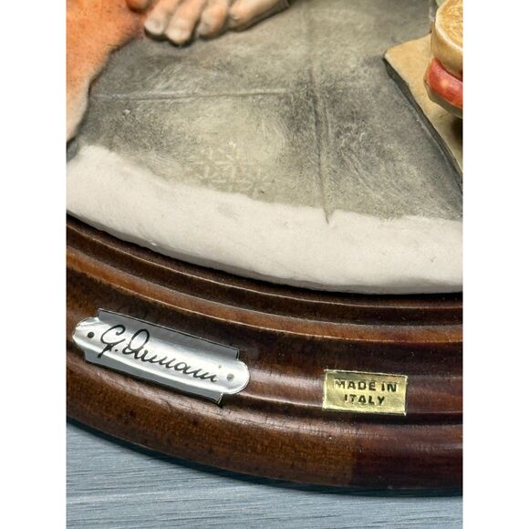 Giuseppe Armani 9" Figurine, “Boy Putting on Sock” – Florence Collection, Italy - Picture 5 of 15